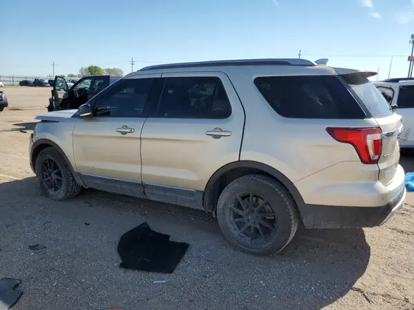 1FM5K7DH1HGA78469 2017 FORD EXPLORER - Image 2