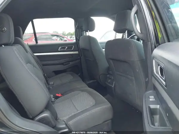 1FM5K7DH1HGC10307 2017 FORD EXPLORER - Image 8