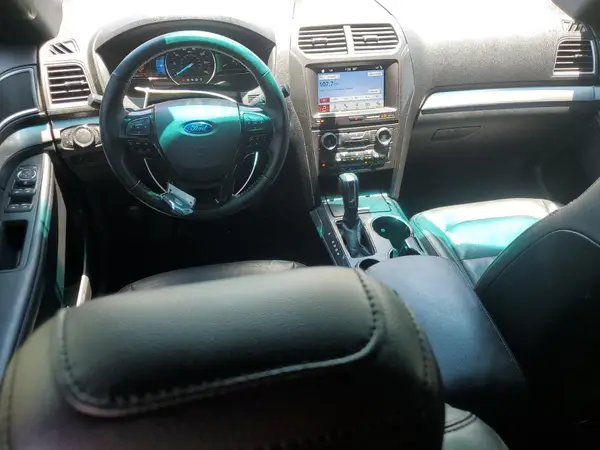 1FM5K7DH2HGA30124 2017 FORD EXPLORER - Image 8