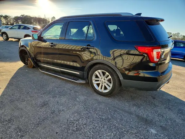 1FM5K7DH2HGB19532 2017 FORD EXPLORER - Image 2