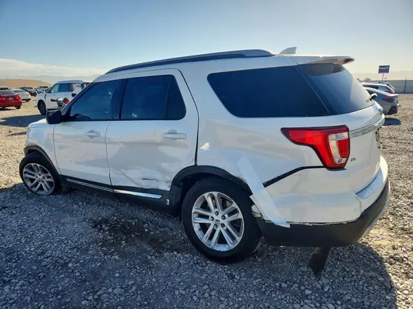 1FM5K7DH2HGC06055 2017 FORD EXPLORER - Image 2