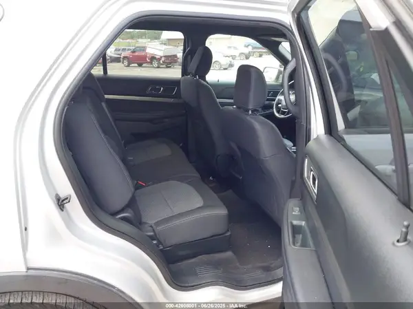 1FM5K7DH2JGC16882 2018 FORD EXPLORER - Image 8
