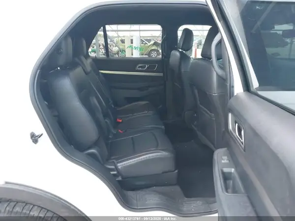 1FM5K7DH2KGB53378 2019 FORD EXPLORER - Image 8