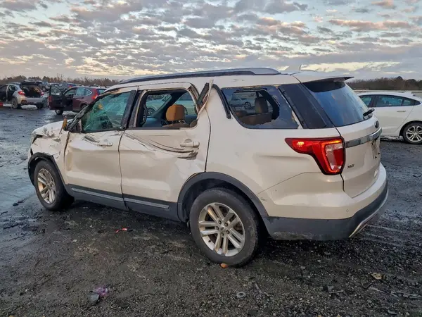 1FM5K7DH3GGA60859 2016 FORD EXPLORER - Image 2