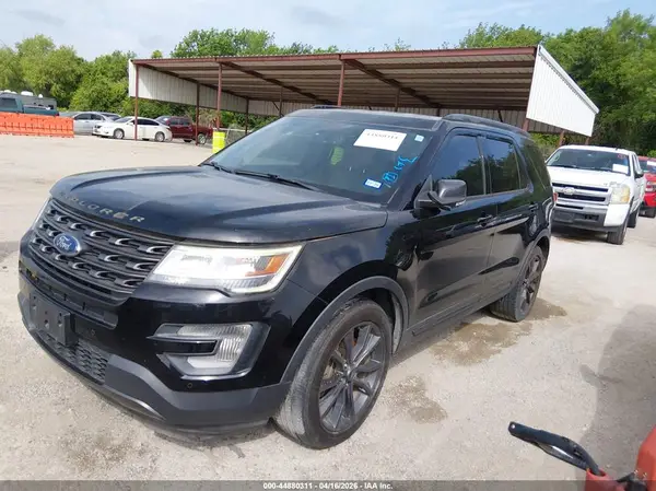 1FM5K7DH3HGE22657 2017 FORD EXPLORER - Image 2