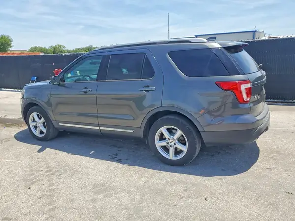 1FM5K7DH3JGB85030 2018 FORD EXPLORER - Image 2