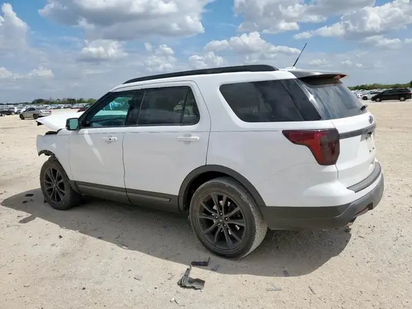 1FM5K7DH3KGA22105 2019 FORD EXPLORER - Image 2