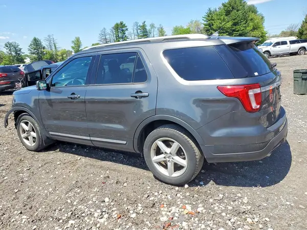 1FM5K7DH3KGB35374 2019 FORD EXPLORER - Image 2