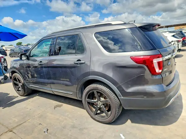 1FM5K7DH4GGA51409 2016 FORD EXPLORER - Image 2