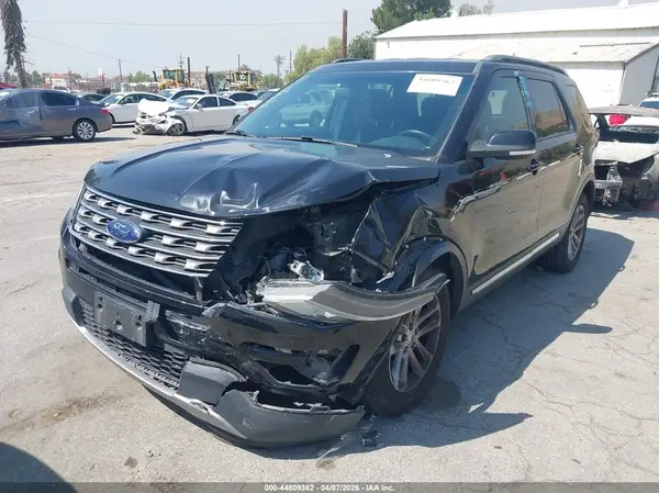 1FM5K7DH4HGA60497 2017 FORD EXPLORER - Image 2