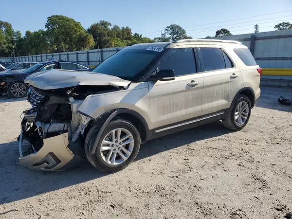 1FM5K7DH4HGB50510 2017 FORD EXPLORER - Image 1