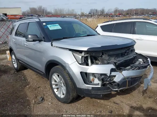 1FM5K7DH4HGC52759 2017 FORD EXPLORER - Image 1