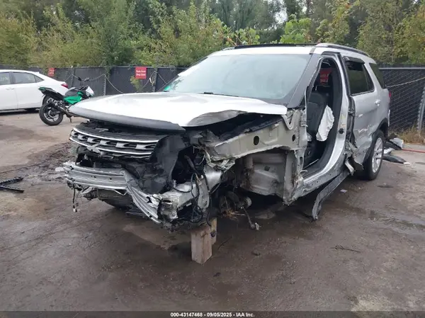 1FM5K7DH4HGD01278 2017 FORD EXPLORER - Image 2