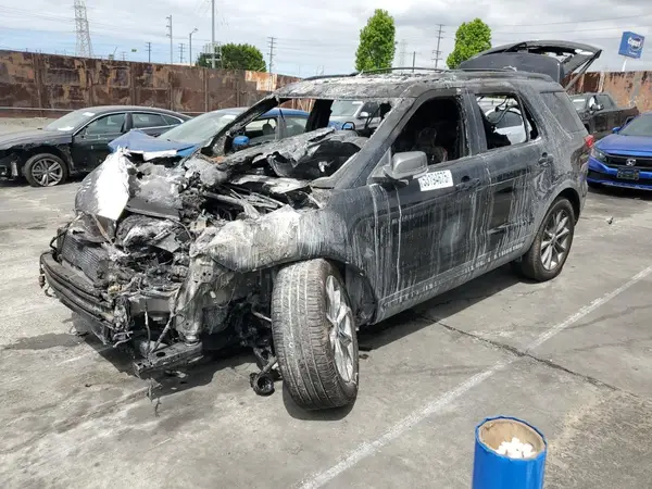 1FM5K7DH4HGD12698 2017 FORD EXPLORER - Image 1