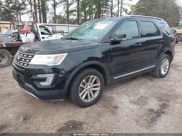 1FM5K7DH4HGD16721 2017 FORD EXPLORER - Image 2
