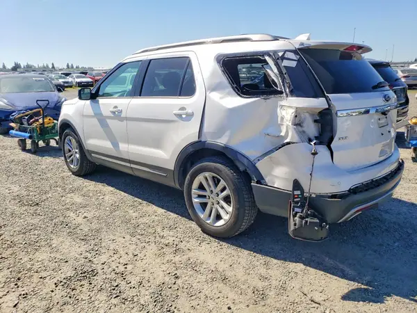 1FM5K7DH4HGD23863 2017 FORD EXPLORER - Image 2