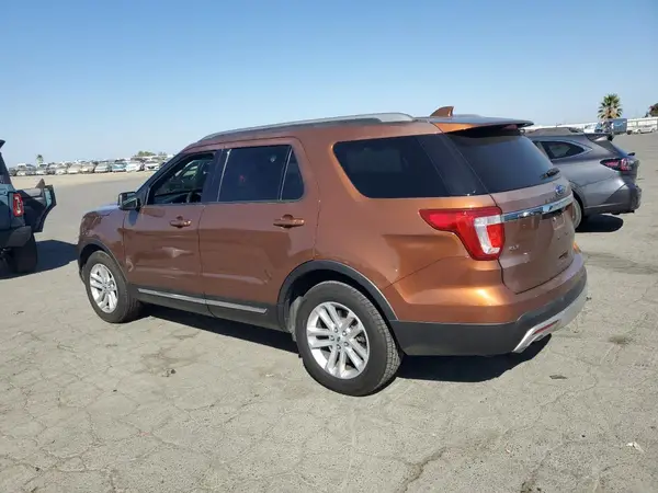 1FM5K7DH5HGA12331 2017 FORD EXPLORER - Image 2