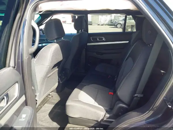 1FM5K7DH5HGA88504 2017 FORD EXPLORER - Image 8