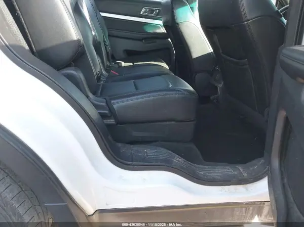 1FM5K7DH6HGA42146 2017 FORD EXPLORER - Image 8