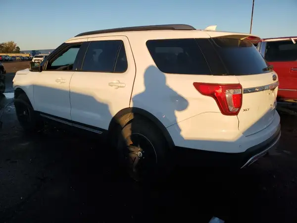 1FM5K7DH6HGC46347 2017 FORD EXPLORER - Image 2