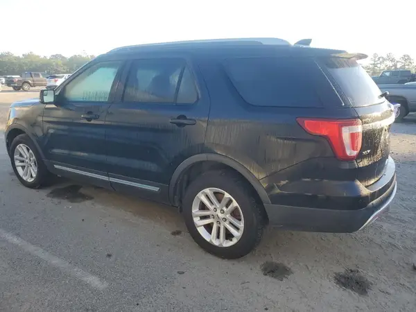 1FM5K7DH7HGA56010 2017 FORD EXPLORER - Image 2