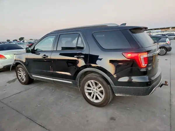 1FM5K7DH7HGB44877 2017 FORD EXPLORER - Image 2