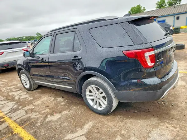 1FM5K7DH7HGC30982 2017 FORD EXPLORER - Image 2