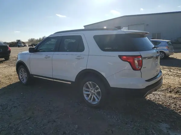 1FM5K7DH7HGD00268 2017 FORD EXPLORER - Image 2