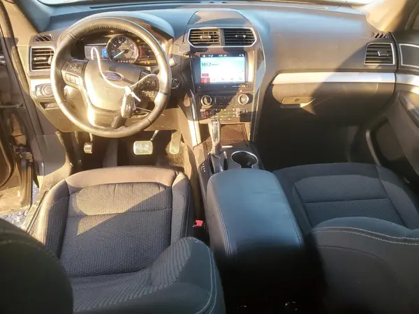 1FM5K7DH7HGD05860 2017 FORD EXPLORER - Image 8
