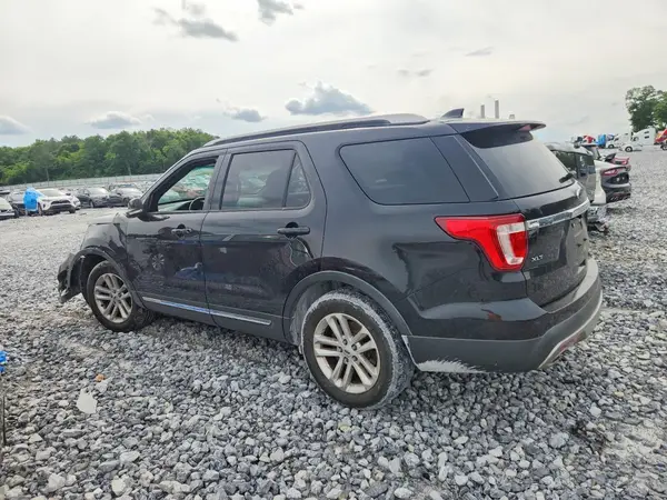 1FM5K7DH8HGB05201 2017 FORD EXPLORER - Image 2