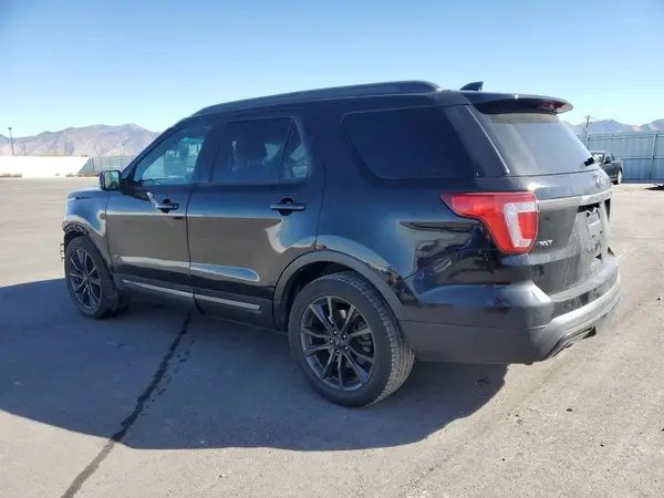 1FM5K7DH8HGC47984 2017 FORD EXPLORER - Image 2