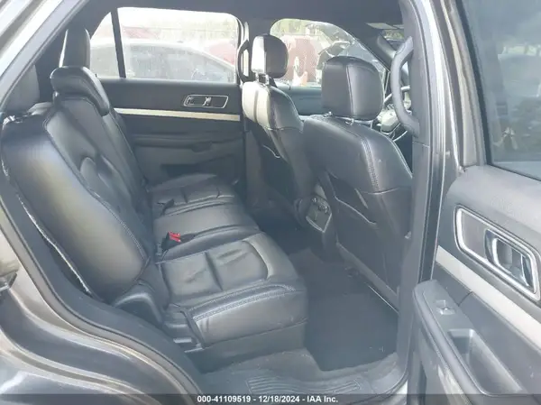 1FM5K7DH9HGD78745 2017 FORD EXPLORER - Image 8