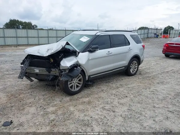 1FM5K7DHXHGD19588 2017 FORD EXPLORER - Image 2