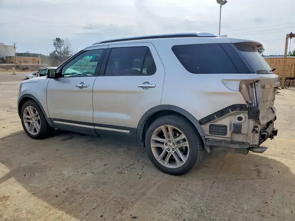 1FM5K7F80HGA08197 2017 FORD EXPLORER - Image 2
