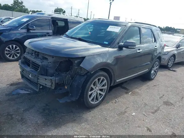 1FM5K7F80HGB81072 2017 FORD EXPLORER - Image 2