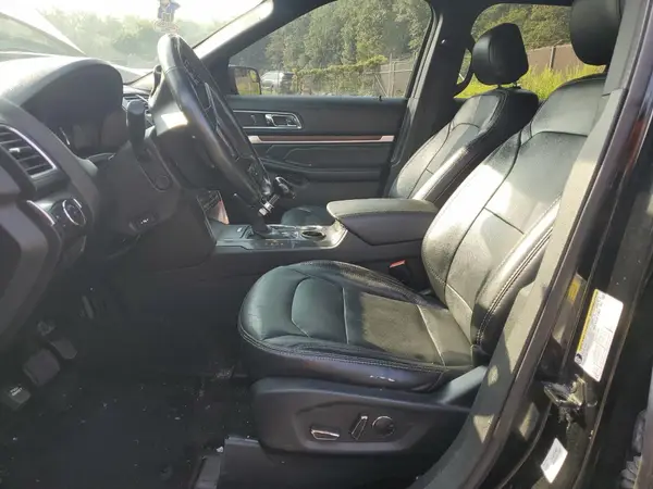 2017 FORD EXPLORER auction photo 7