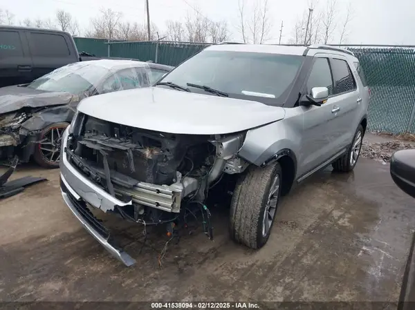 1FM5K7F80KGB11756 2019 FORD EXPLORER - Image 2