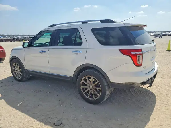 1FM5K7F81EGB69282 2026 FORD EXPLORER - Image 2