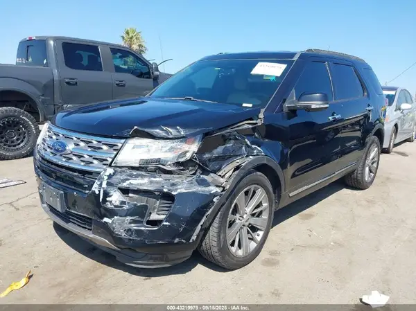 1FM5K7F81JGB11120 2018 FORD EXPLORER - Image 2