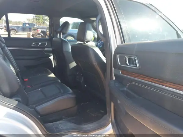1FM5K7F81KGA63829 2019 FORD EXPLORER - Image 8