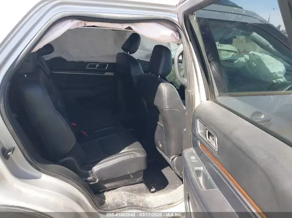 1FM5K7F81KGB10695 2019 FORD EXPLORER - Image 8