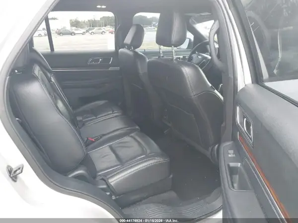 1FM5K7F81KGB41574 2019 FORD EXPLORER - Image 8