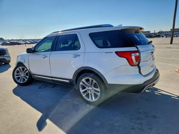 1FM5K7F83GGD25812 2016 FORD EXPLORER - Image 2