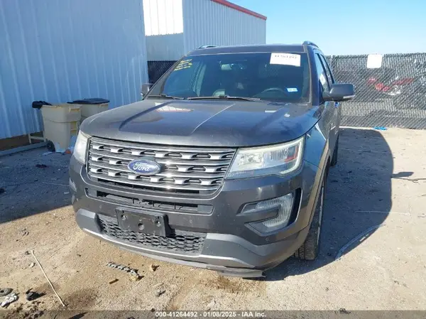 1FM5K7F83HGB23179 2017 FORD EXPLORER - Image 2