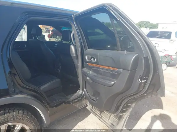 1FM5K7F83HGC22861 2017 FORD EXPLORER - Image 8