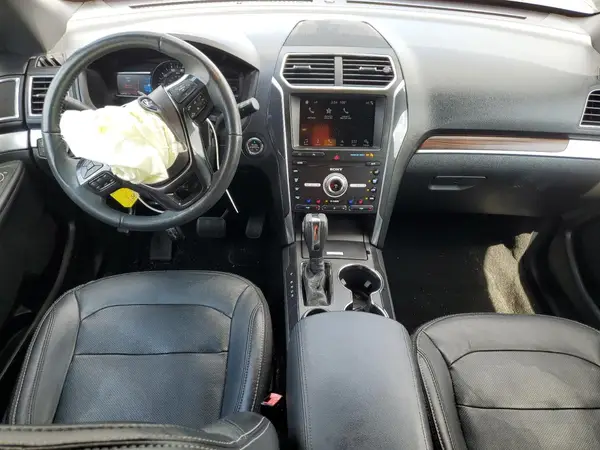 1FM5K7F83KGB10469 2019 FORD EXPLORER - Image 8