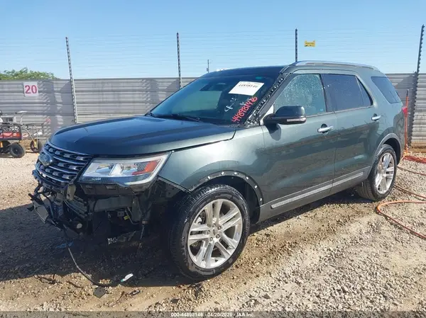 1FM5K7F84GGB08902 2016 FORD EXPLORER - Image 2