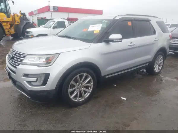 1FM5K7F84HGC33643 2017 FORD EXPLORER - Image 2