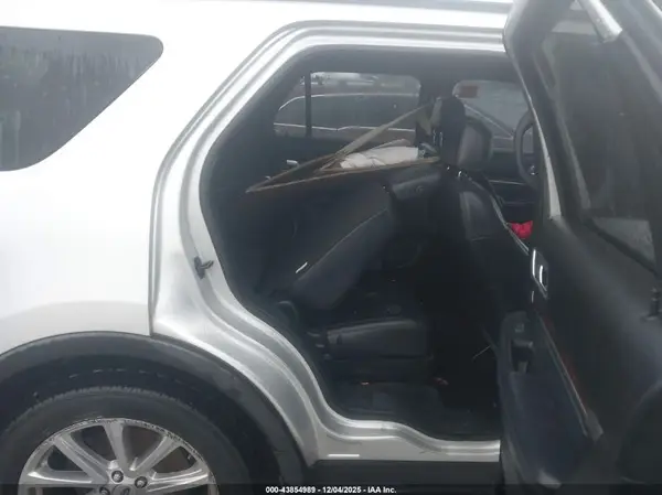 1FM5K7F84HGC33643 2017 FORD EXPLORER - Image 8