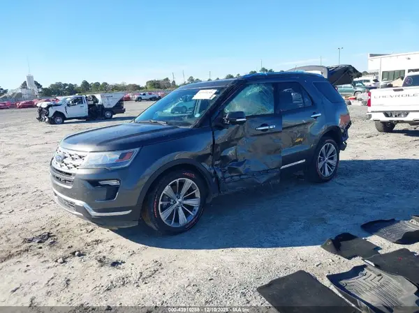 1FM5K7F84JGA21556 2018 FORD EXPLORER - Image 2